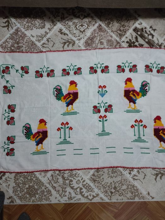 Ръчно бродирани ковьори на панама