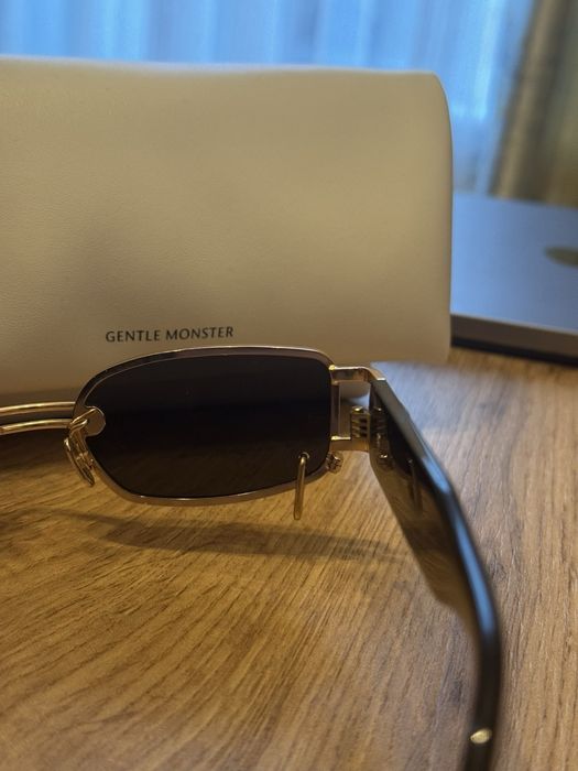 Слънчеви очила Gentle Monster