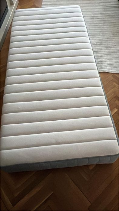 Pat Adolescent MOBEXPERT + Saltea IKEA VÅLEVÅG (practic Nouă!) la numai 700 lei