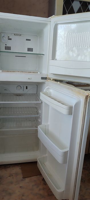 Продается холодильник б/ у