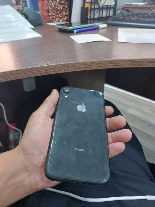 Iphone XR 64гб срочно