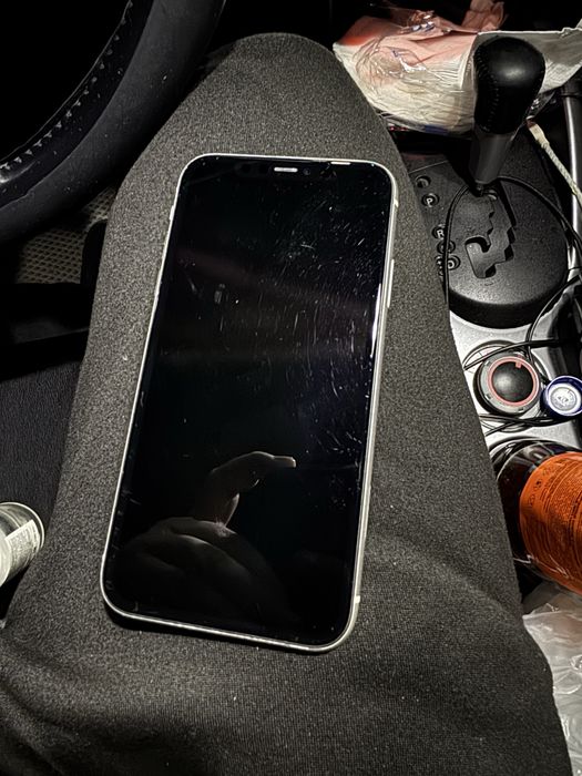 Продам iphone 11  128gb EAC 76%акм