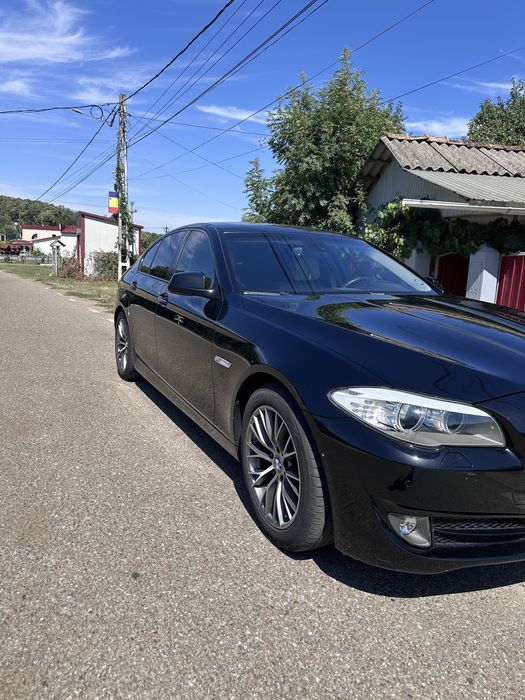 Bmw seria 5 f10  184cp anul fabricatiei 2012