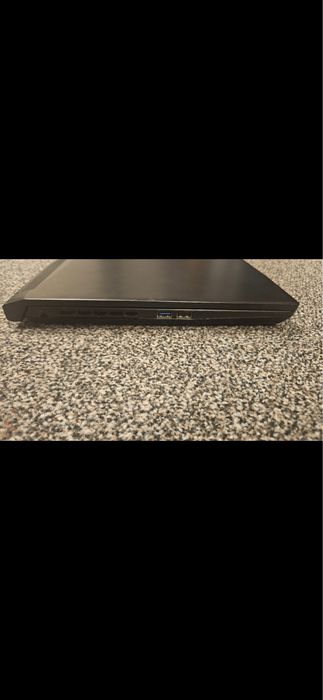 Vand sau schimb laptop gaming MSI Katana gf66 i51140H RTX 3060 6 ram 144 Hz