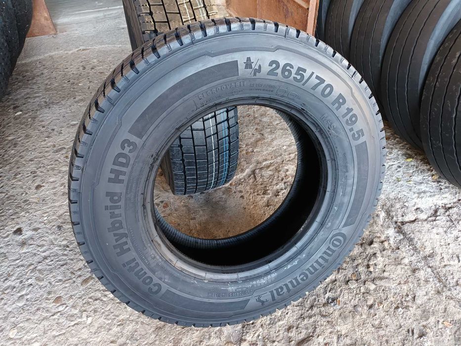 2 Нови товарни гуми 265/70 R19.5 Continental HD3 140/138M M+S 3PMFS
