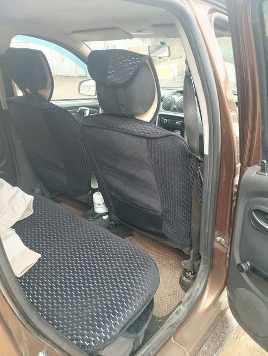 Продам Рено Дастер. 1.6.