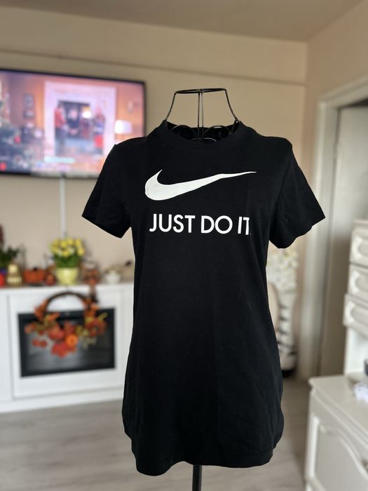 Tricou marimea M, Nike, nou