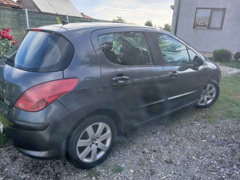 De vânzare autoturism