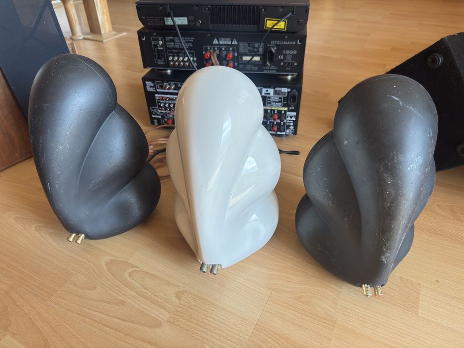 Vand echipamente audio, boxe, amplificatoare, statii, interfata audio