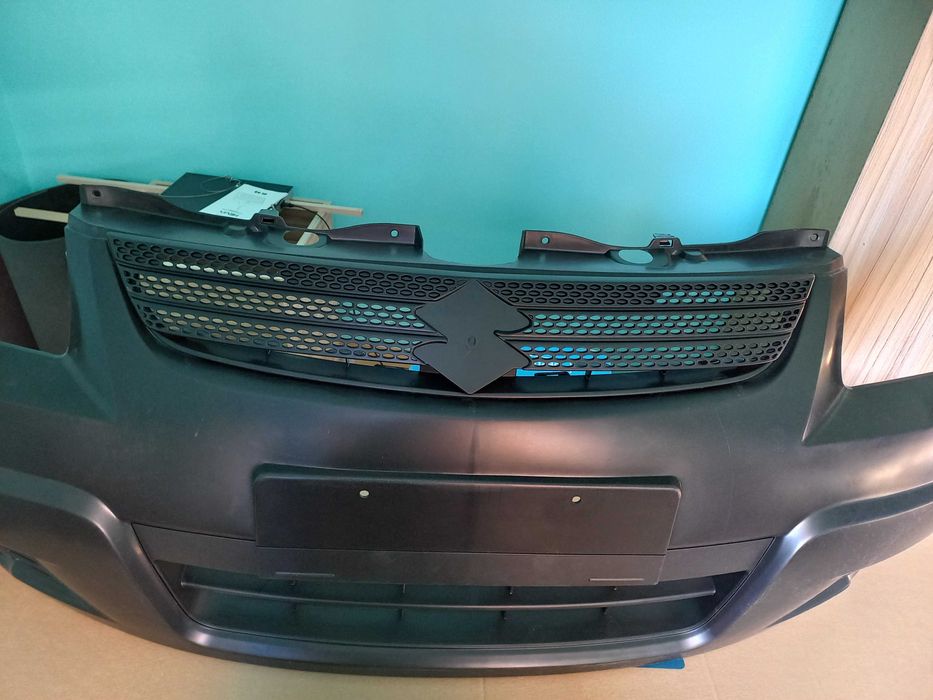 Bară şi grilą față Suzuki SX 4x4 2010