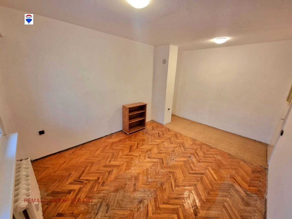 Двустаен апартамент за продажба кв. Здравец