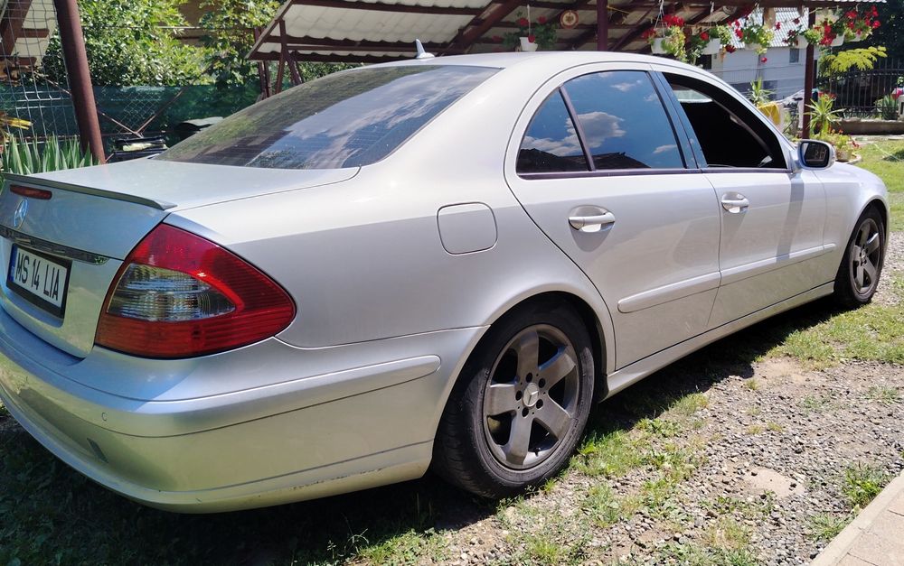Mercedes E classe w211 1.8 benzina și GPL