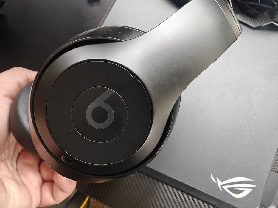 Beats studio pro безжични слушалки