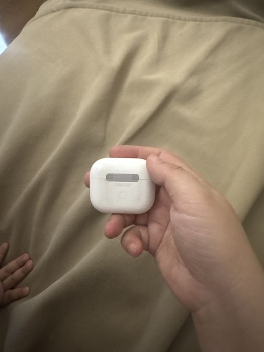 Кейс от Airpods 3  оригинал