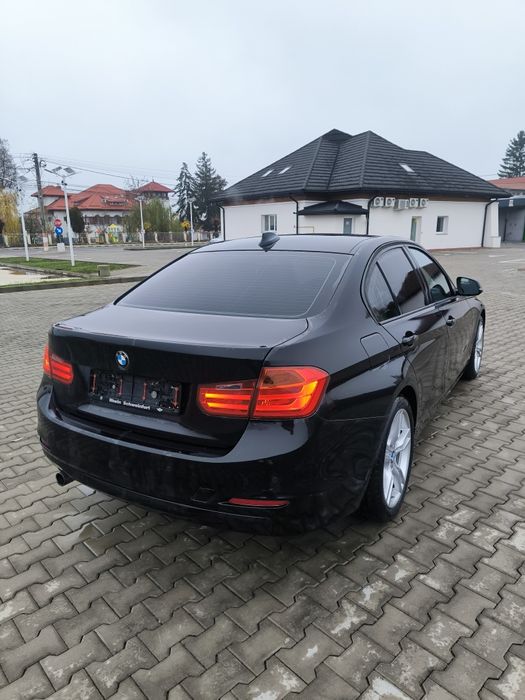 2012 BMW Seria 3 (F30) 320d Sedan Manual