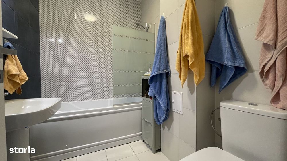 Apartament de închiriat, 3 camere, Universitatii