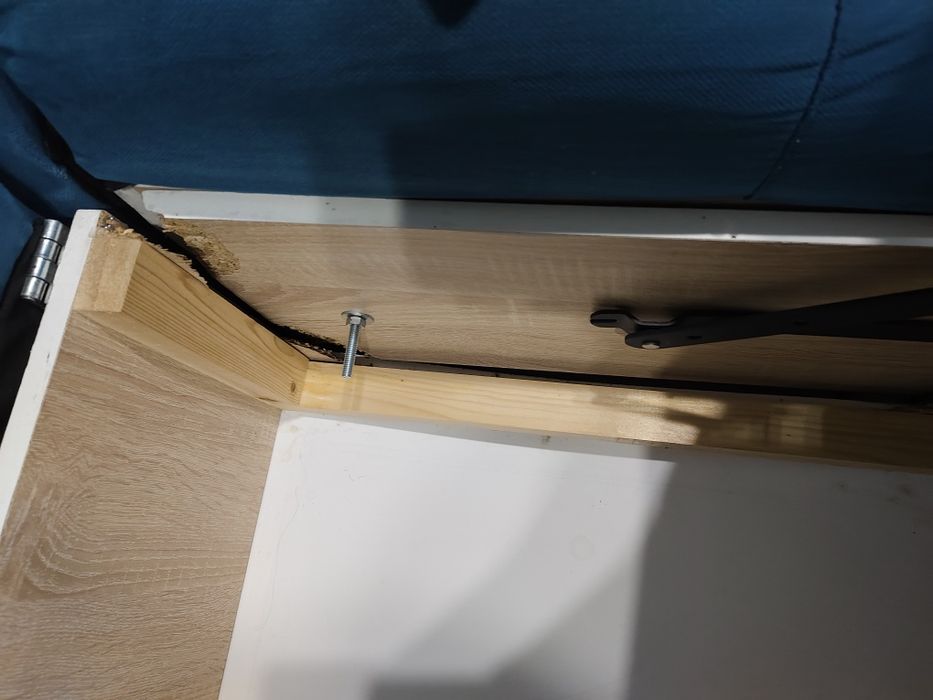 Продам диван в хорошем состоянии