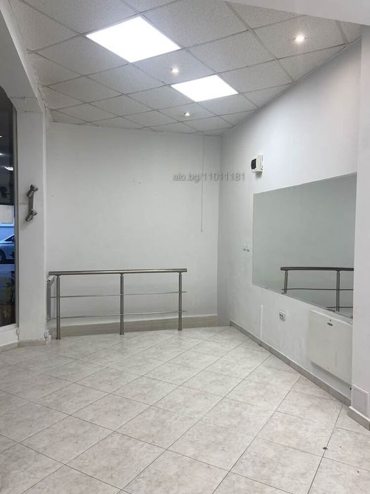 Дава се под наем Офис в София, Център - 47 кв.м за 677.79 € - Снимка #2