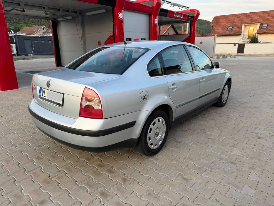 VOLKSWAGEN Passat 2004 — imagine 4