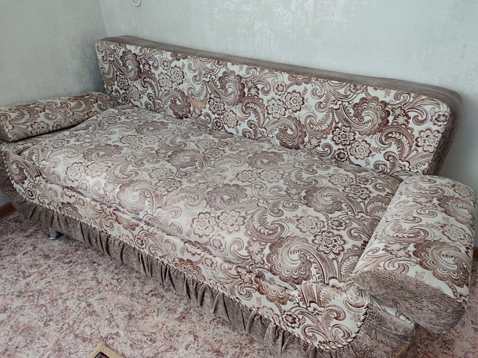 Продам диван в отличном состоянии