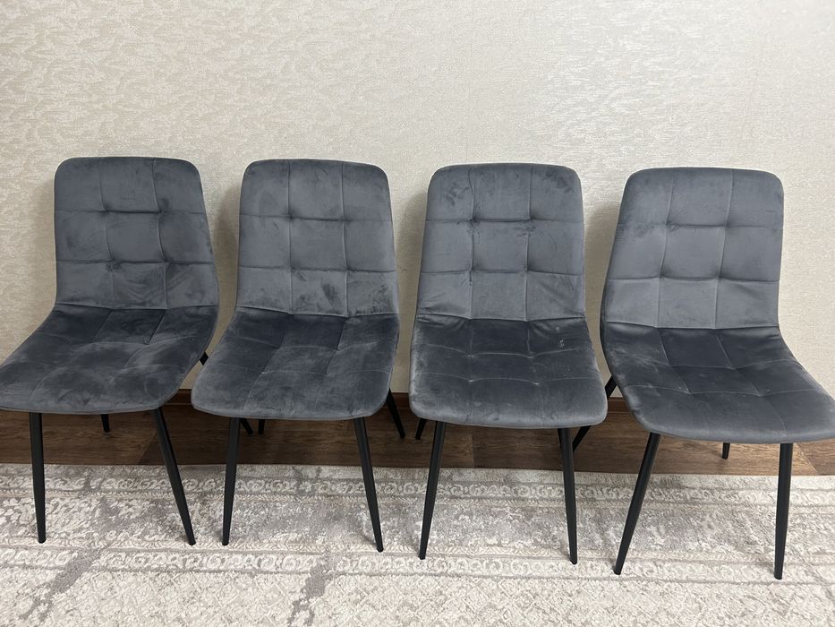 Стулья 4 шт по 17000