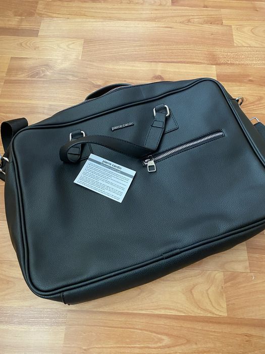 Vând servietă laptop