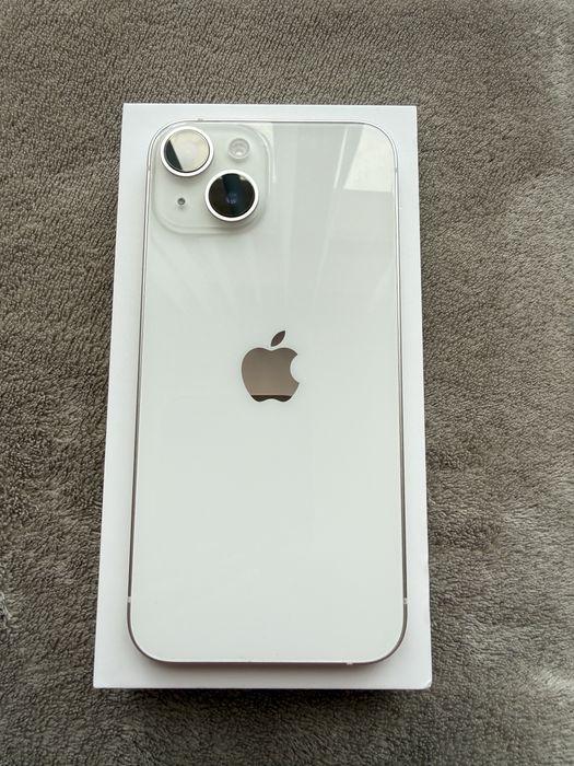 Продавам iphone 14 256 GB, бял като нов