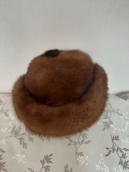 Меховые натуральные шапки