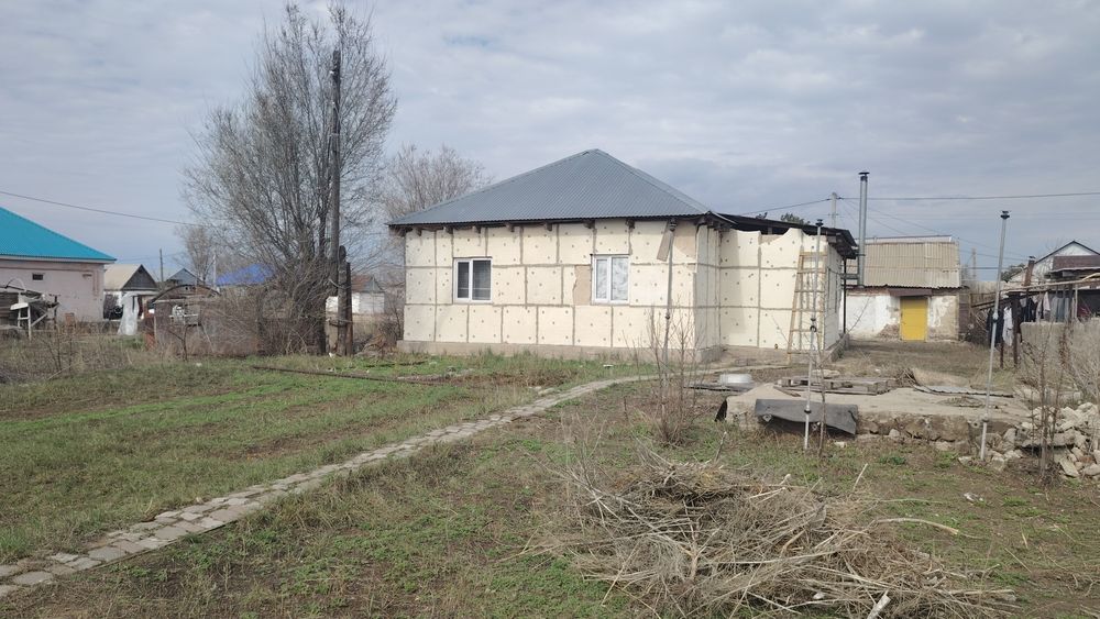 Продам дом на дачнем участке