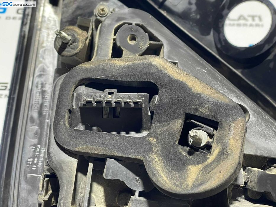 Stop Lampa Tripla Stanga Opel Astra H Hatchback Scurt 2004 - 2010 [L2644]