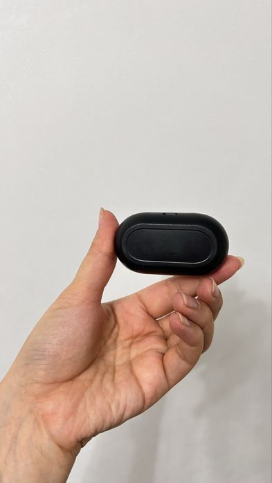 Продам наушники беспроводные