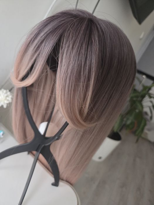 Продам парик женский