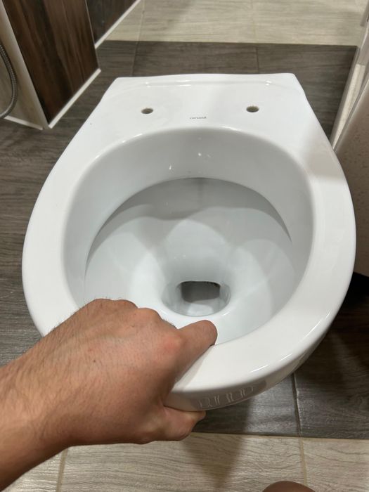 Подвесной унитаз