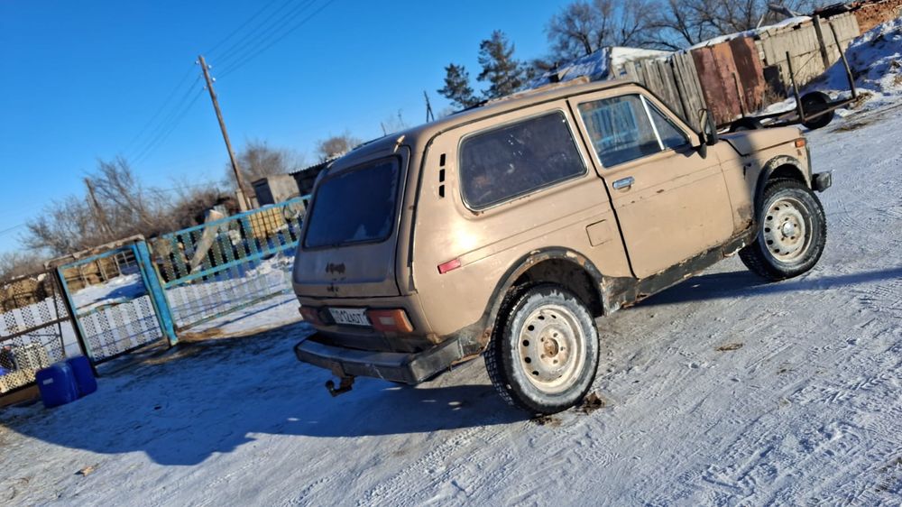 Нива продам на ходу