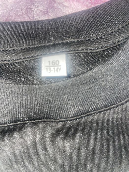Tricou personalizat cu povesti de doi lei