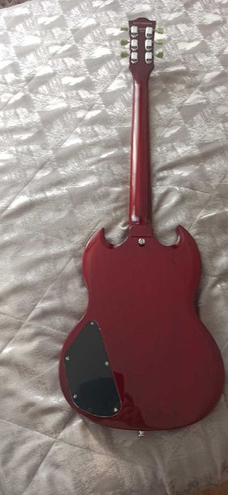 Электрогитара Gibson SG — новая