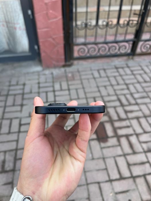 айфон 15 128 Гб черный