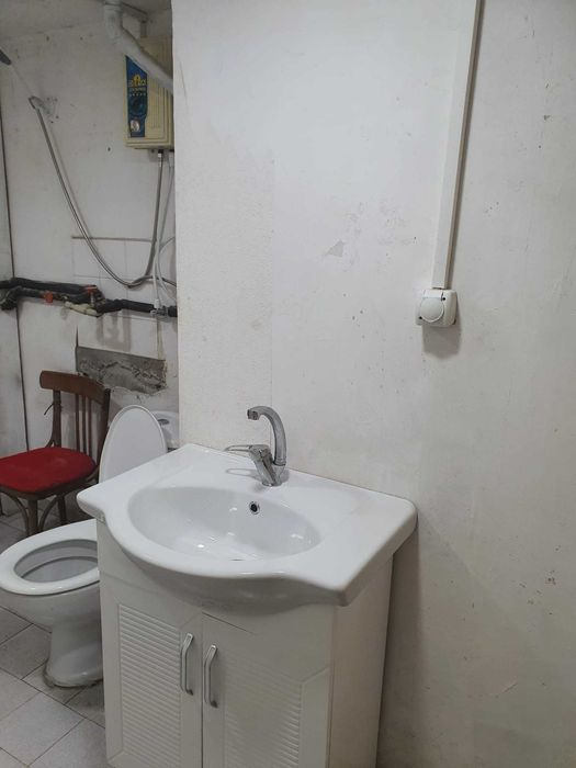 Дава се под наем Едностаен апартамент в Търговище, Център - 14 кв.м за 18870 € - Снимка #2