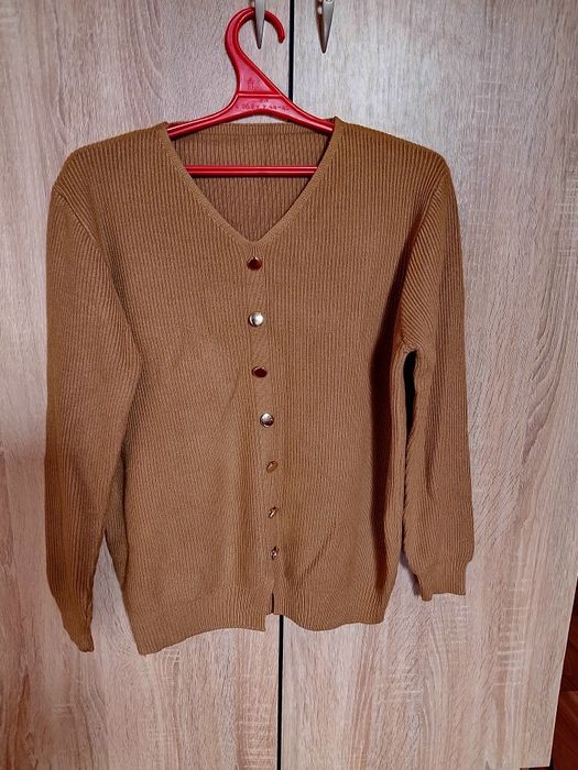 Продаю одежду в хорошем состоянии