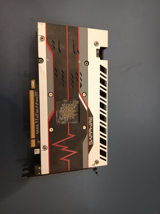 Placa video Sapphire  Nitro rx 570 8gb