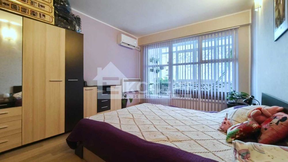 Продава се Тристаен апартамент в Пловдив, Кючук Париж - 86 кв.м за 1902 €/кв.м - Снимка #12