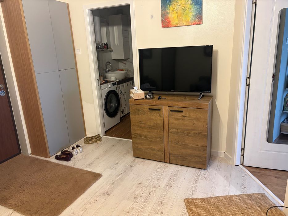 Vand apartament 2 camere