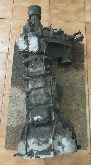 Cutie viteze Hyundai Galloper 2 2.5 turbo diesel intercooler