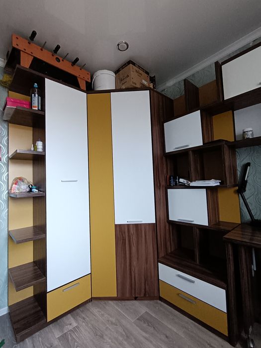 Продам стенку в детскую