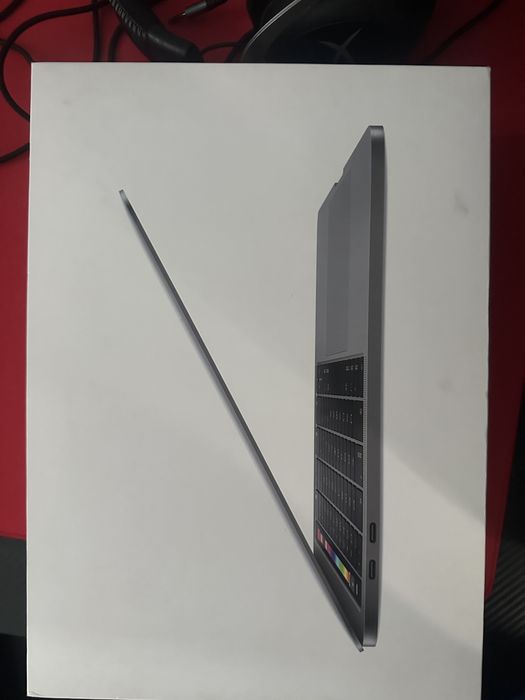 Macbook Pro ‘13 2019 год