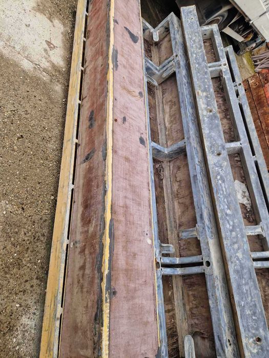 едроплощен вертикален кофраж DOKA