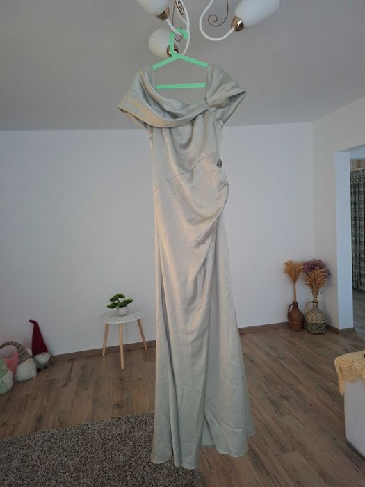 Rochie de seară elegantă