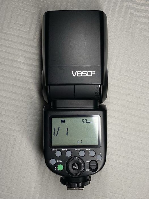 Фотовспышка Godox V850 iii