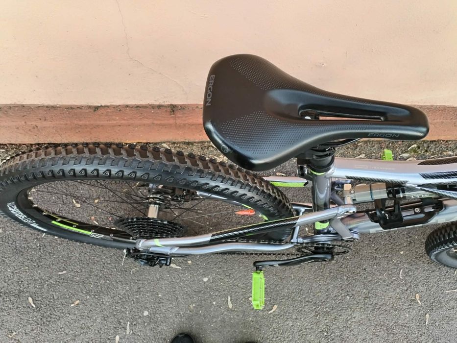 Bicicleta full suspensii furca aer rock shox frane disc hidraulice