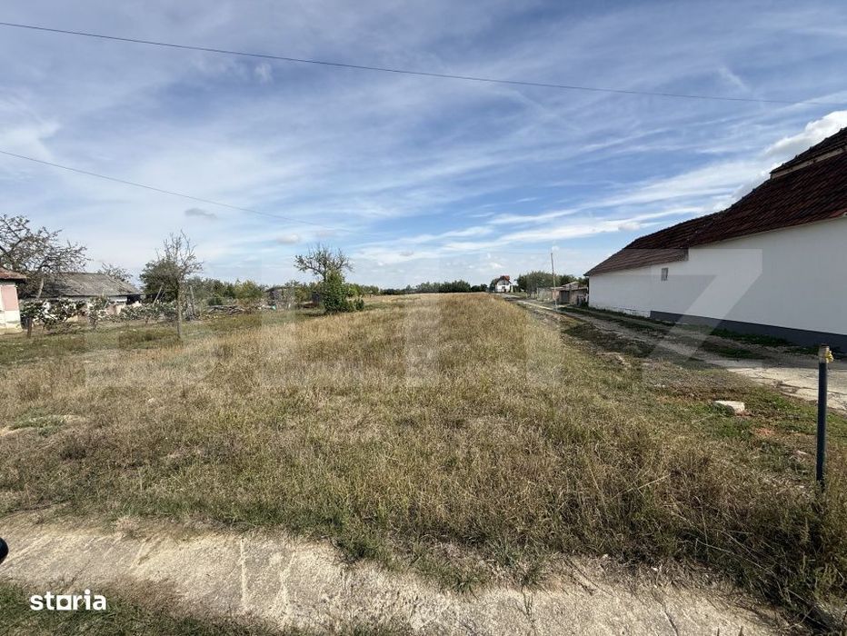 Teren intravilan, 2002 mp, zona Cionchesti